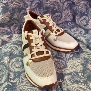 Michael Kors tennis shoes size 6 no box